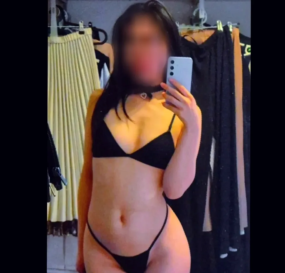 Cara, 20