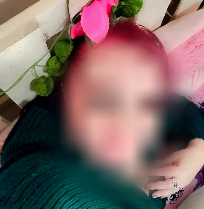 Celina, 36