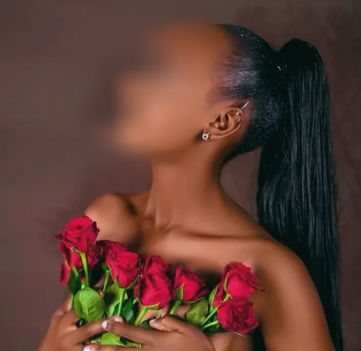 Fatma, 23