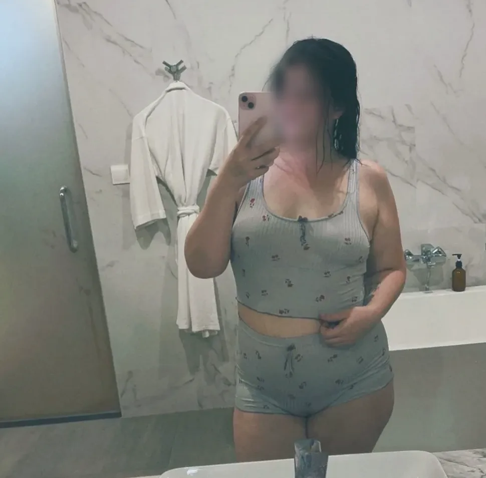 Jessica, 27