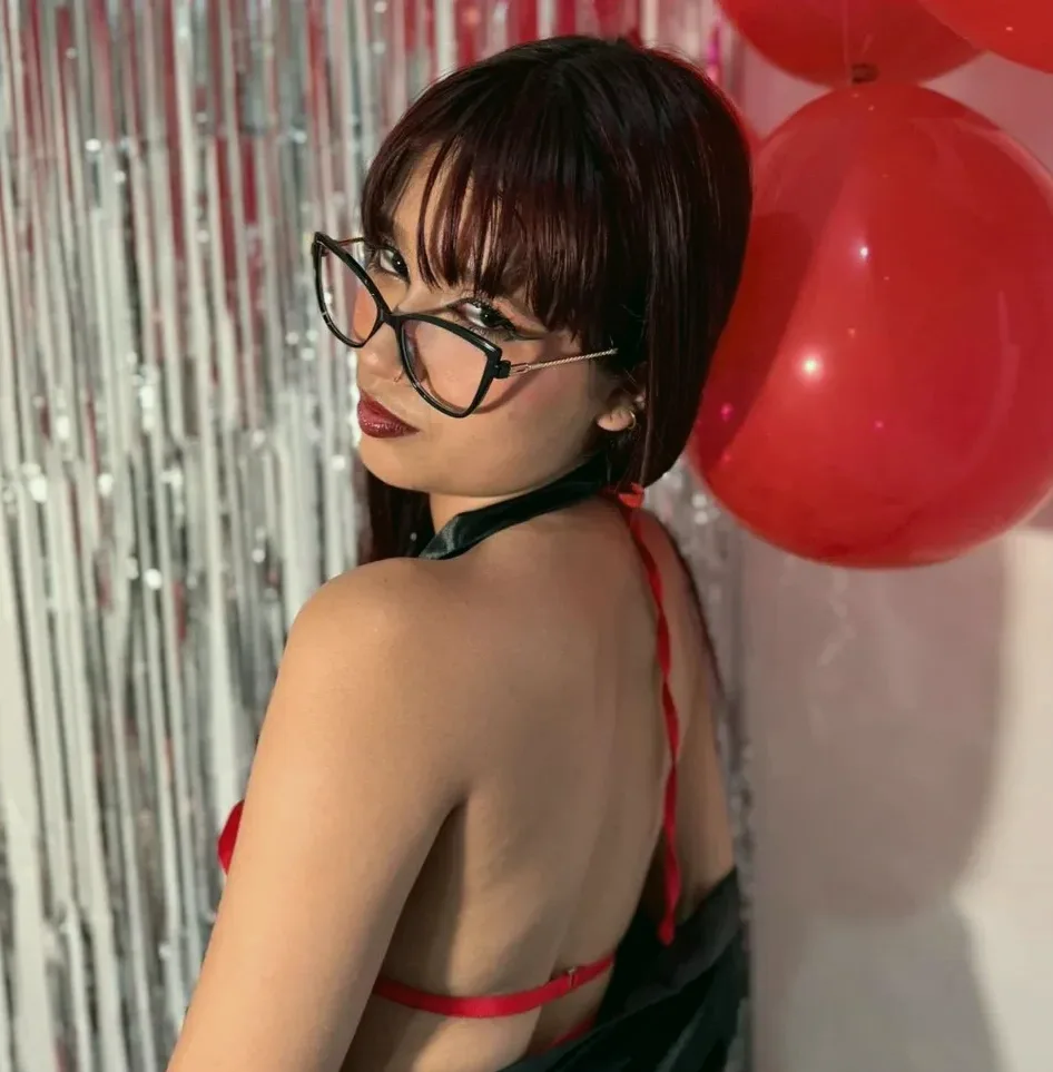 Johanna, 18