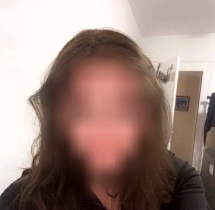 Kim, 25
