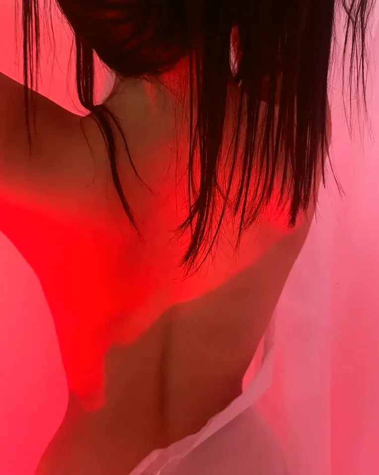 Sophie, 23